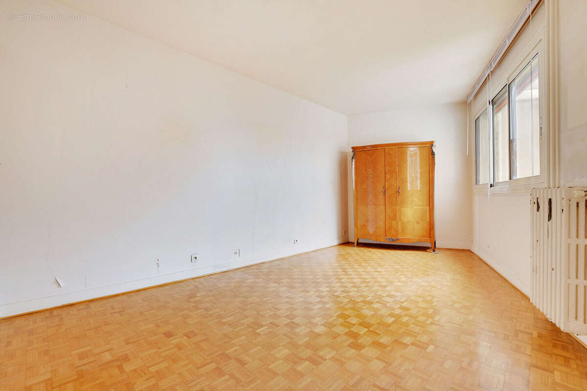 Appartement à PARIS-12E