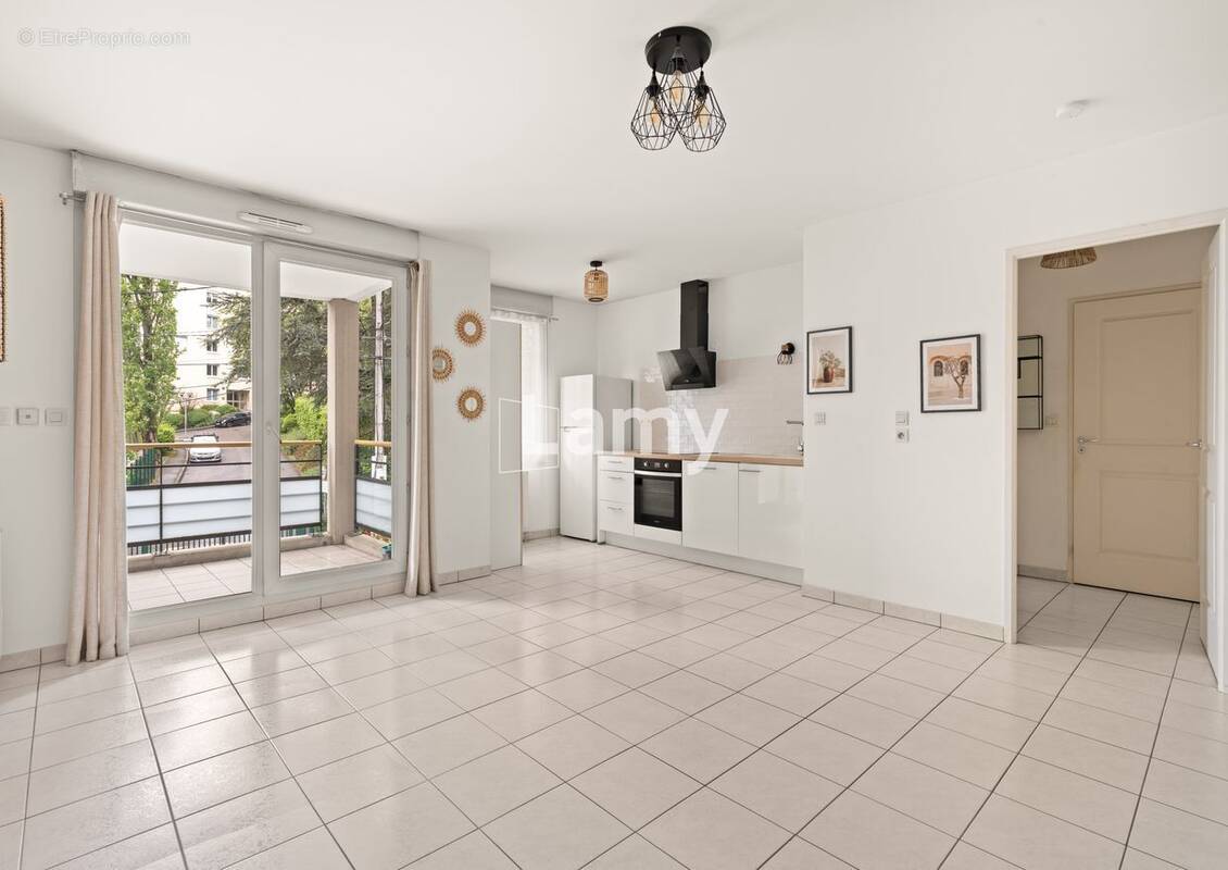 Appartement à LA MULATIERE