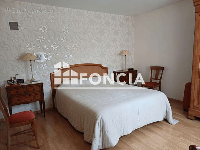 Maison à CHARTRES-DE-BRETAGNE