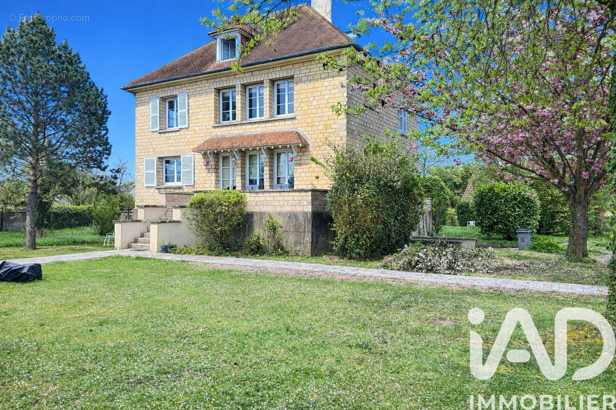 Photo 1 - Maison à VARAVILLE