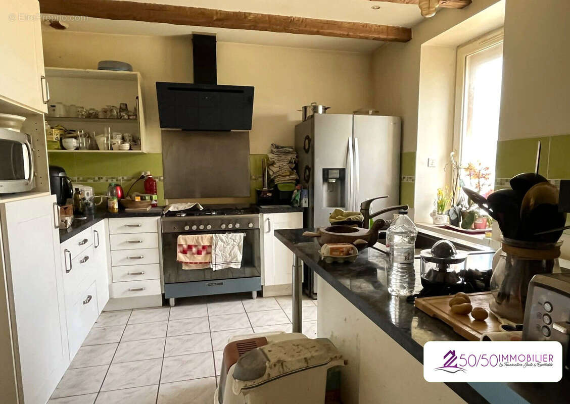 Maison à SAINT-THONAN