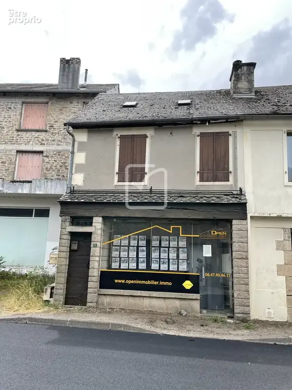 Maison à LE LONZAC