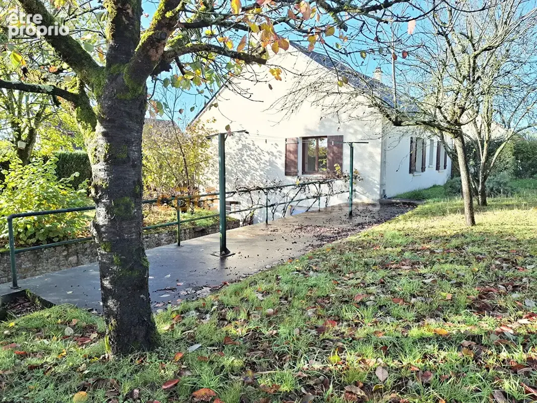 Maison à PONTS