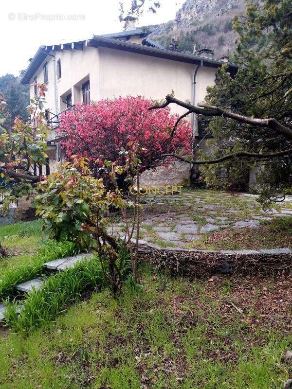 Maison à TENDE
