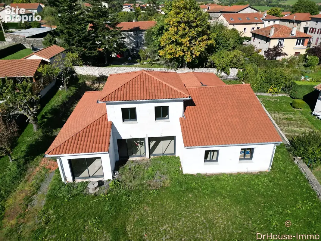Maison 175 m² à Saint-Paulien  - photo 2