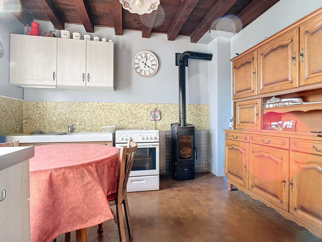 Maison à MONTMIRAIL