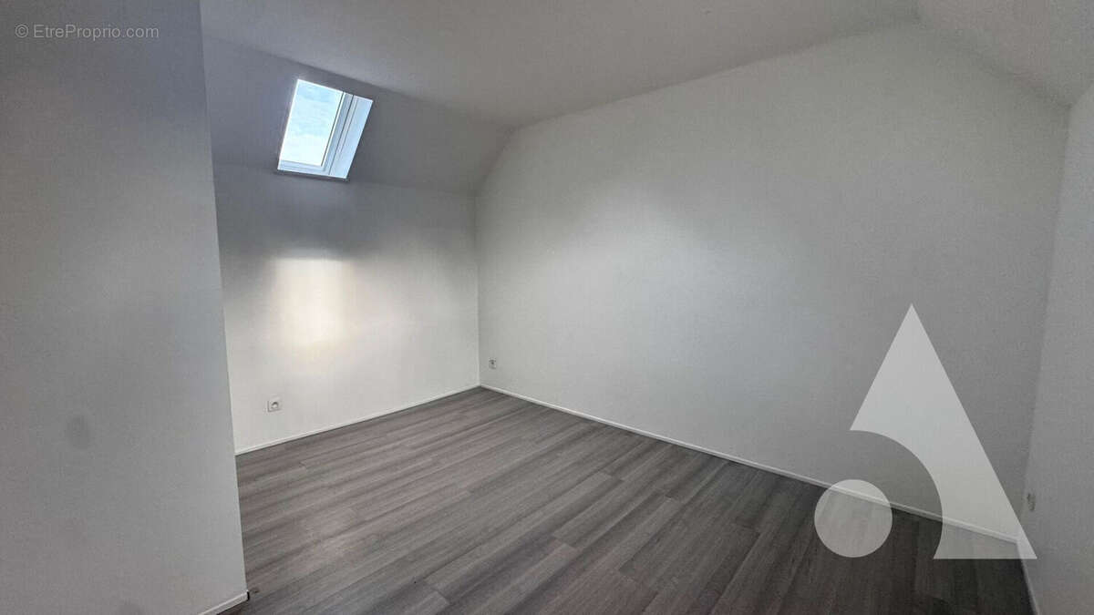 Maison à CREPY-EN-VALOIS