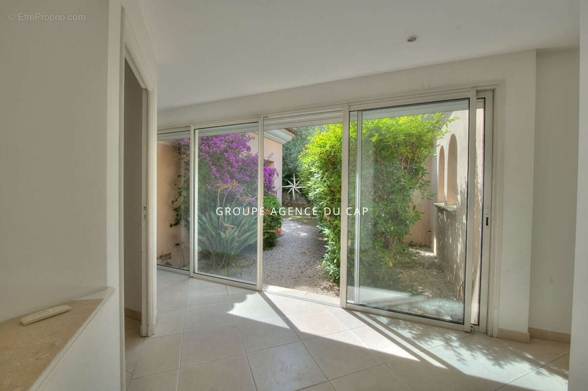 Maison à SAINT-RAPHAEL