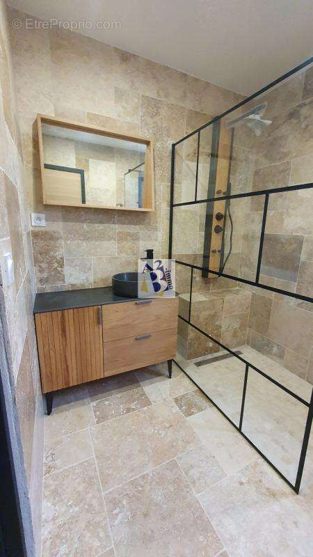 Maison à RUELLE-SUR-TOUVRE