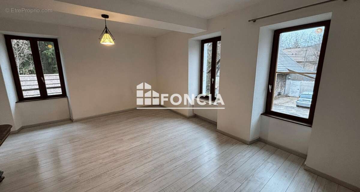 Appartement à MONESTIER-DE-CLERMONT