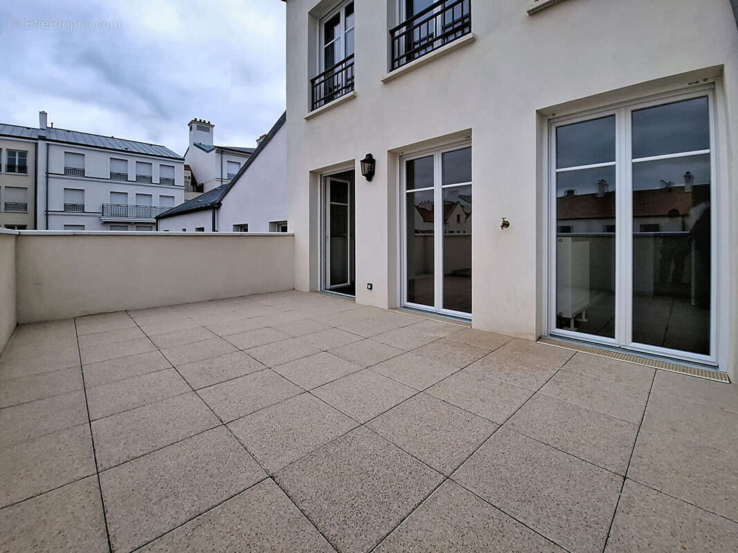 Appartement à SERRIS