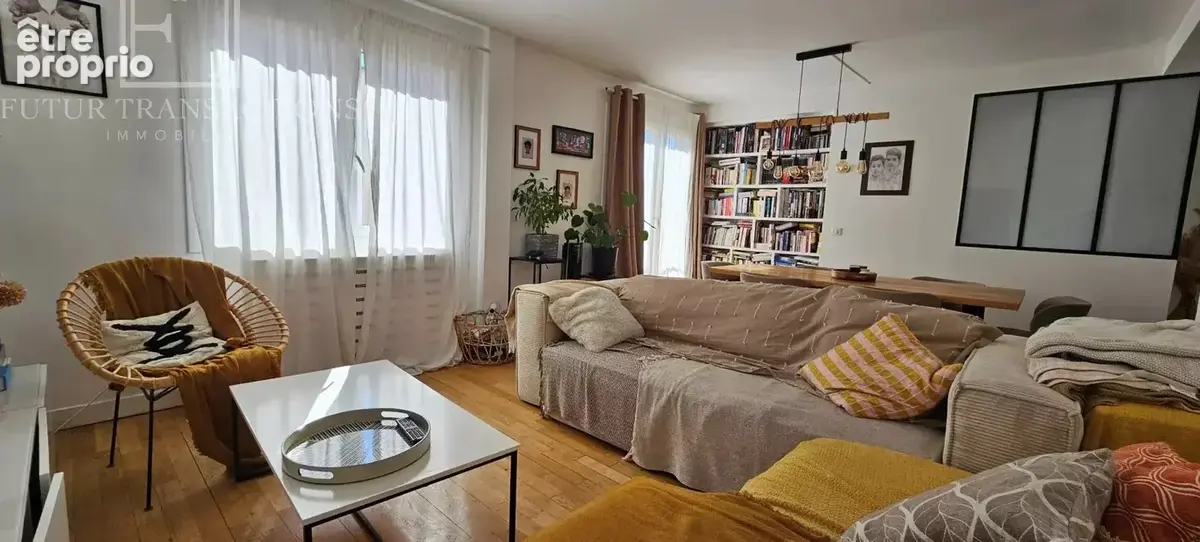 Colombes Centre-ville – appartement 5 pièces de 72 m² – double séjour – 3 chambres – cave. - photo 2