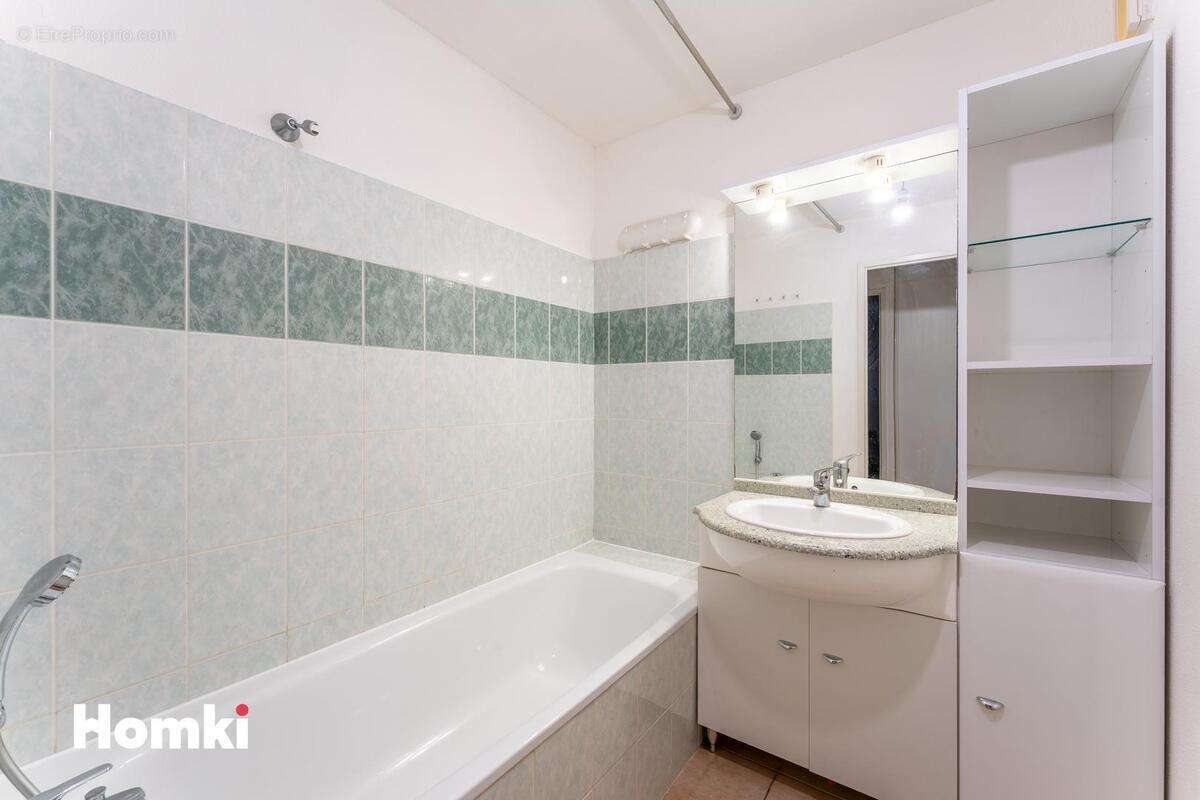 Appartement à AMBARES-ET-LAGRAVE