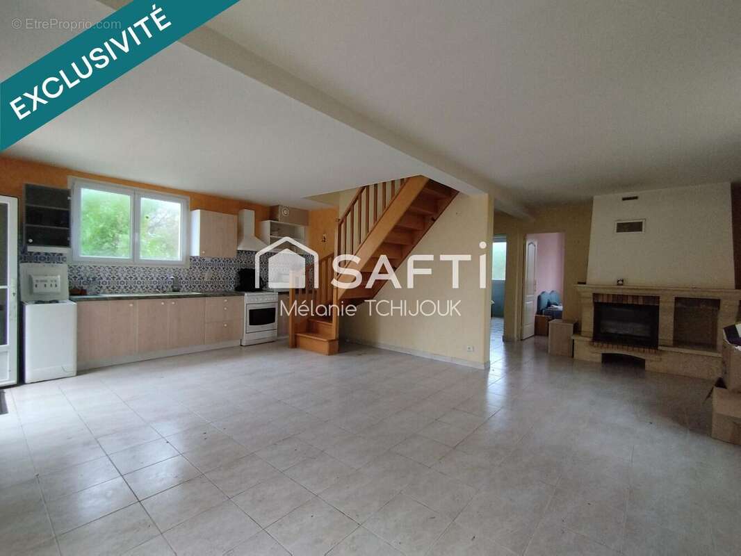 Maison 130 m² à Melleroy  - photo 3