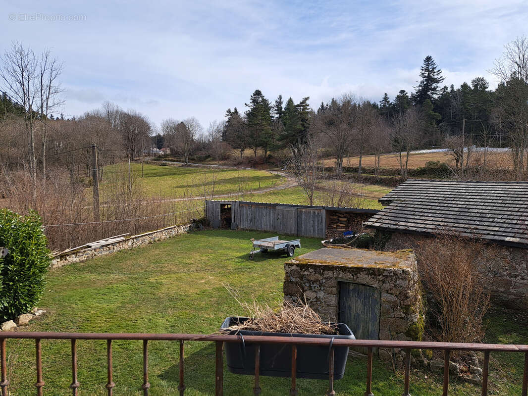 Maison à LE CHAMBON-SUR-LIGNON