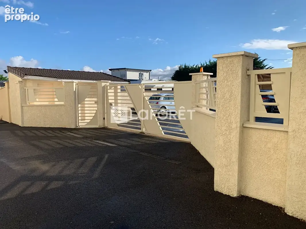 Vigneux-sur-seine ensemble foncier aménagé de 487 m² avec chalet et annexes - photo 9