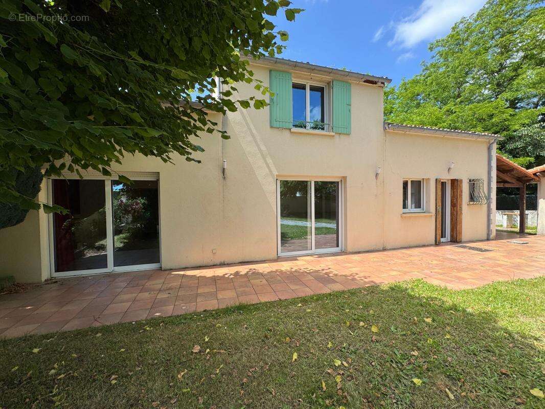 Maison à SAUJON