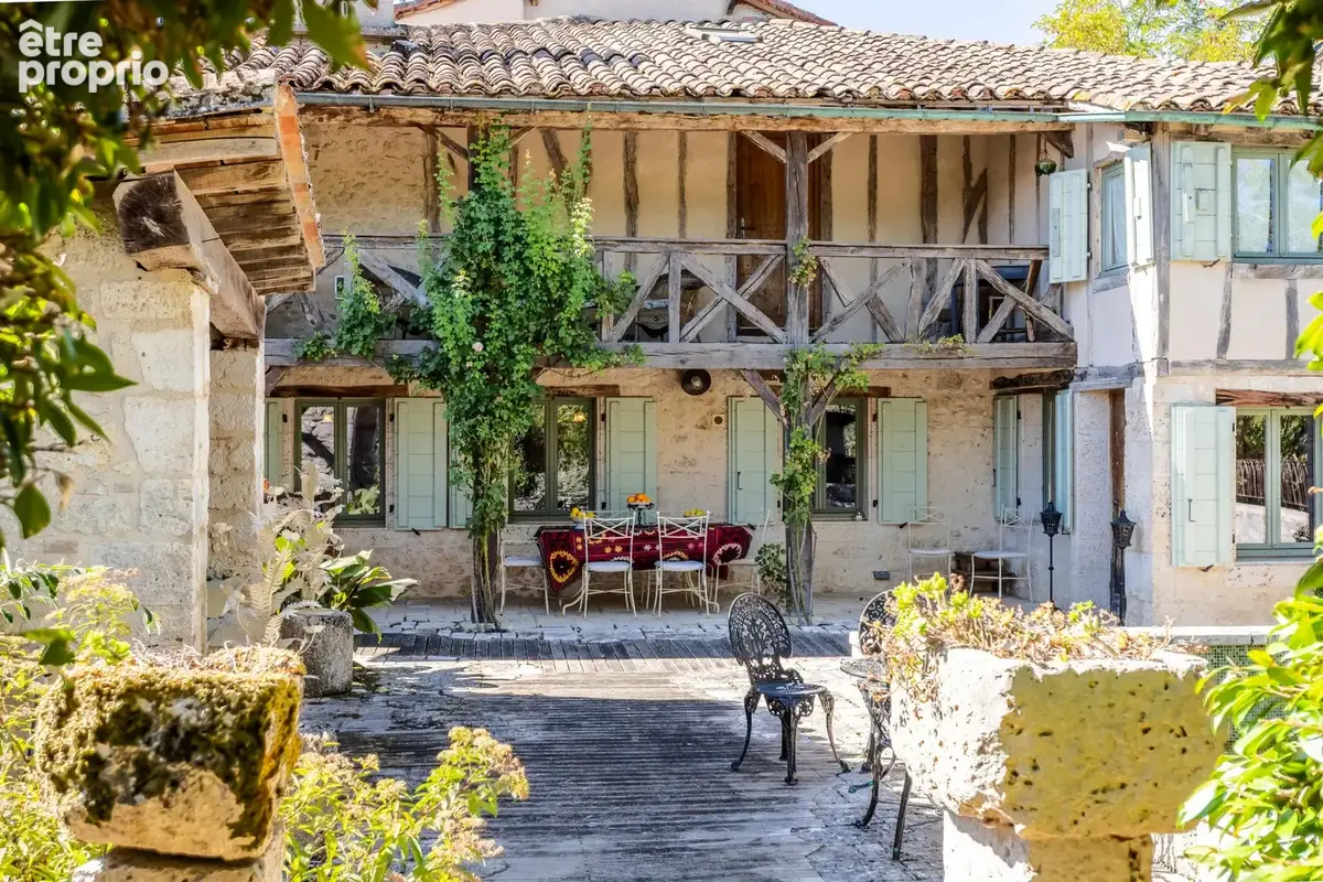 Maison de village avec piscine et jardin - photo 3