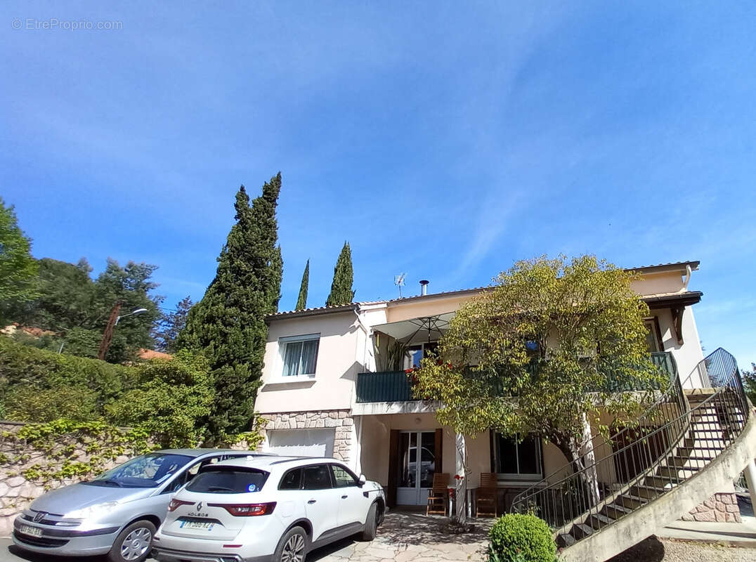 Maison à LAMALOU-LES-BAINS