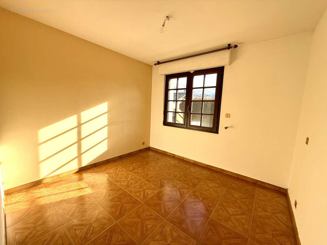 Maison à CLUSES