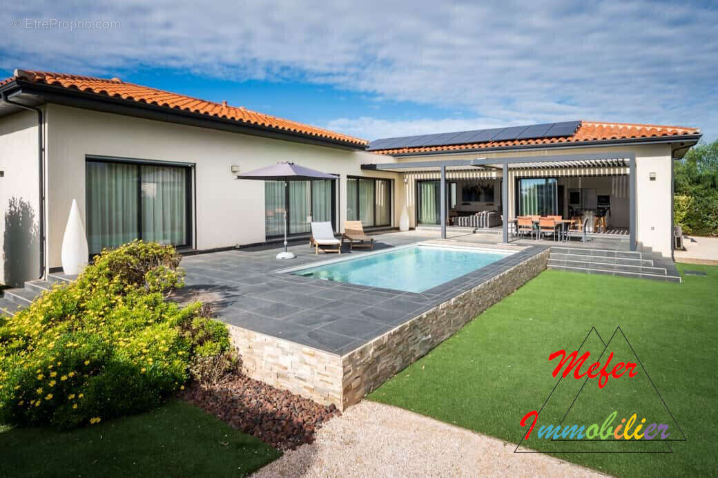 Maison à CLAIRA