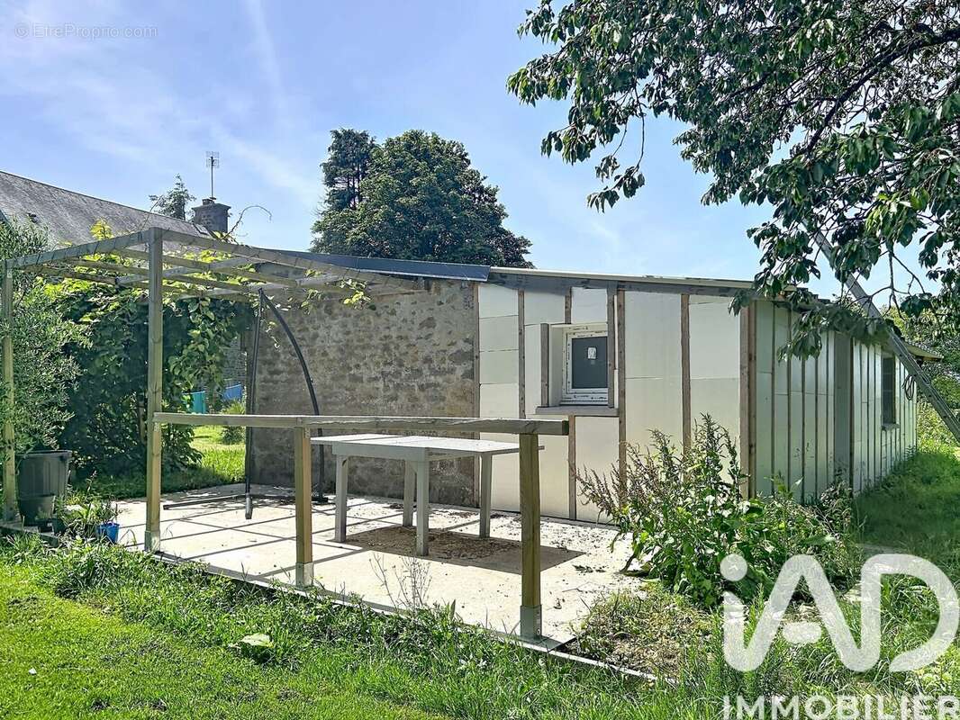 Maison 175 m² à La Trinite  - photo 6
