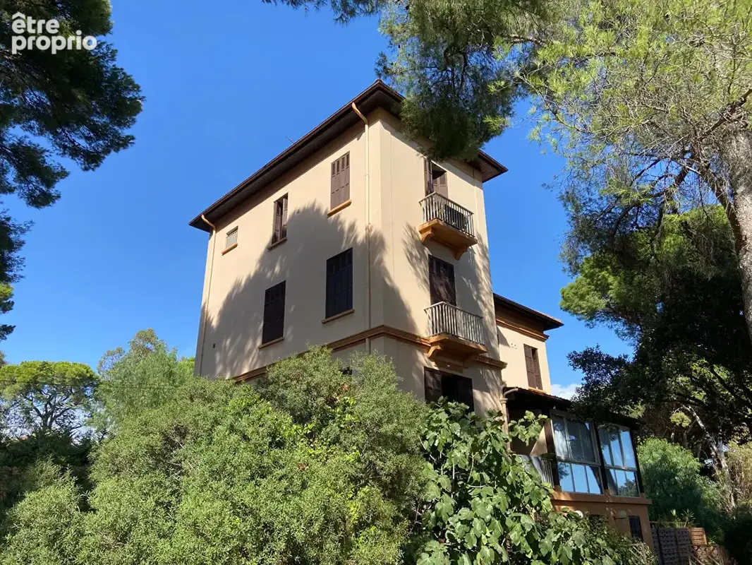 Appartement T1 à vendre à La Londe-les-Maures avec vue mer - Idéal investisseur - photo 12