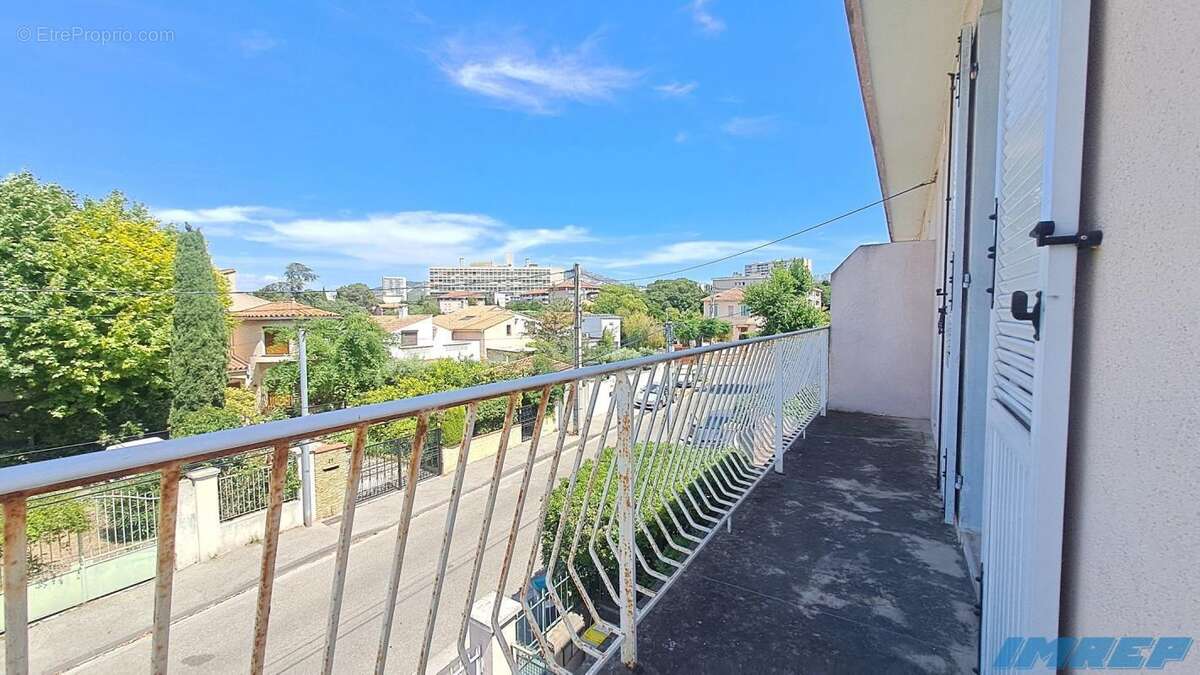 Appartement à MARSEILLE-8E