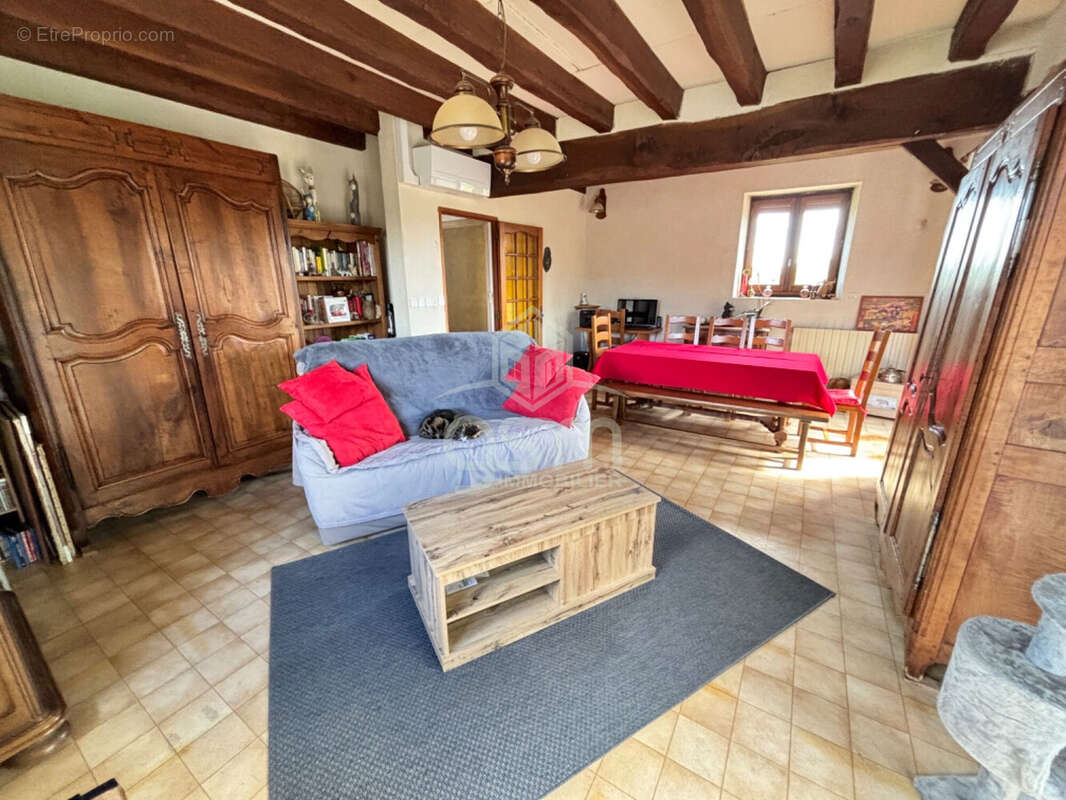 Maison à SAINT-EPAIN