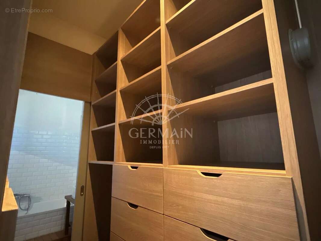 Maison à L'ISLE-SUR-LA-SORGUE