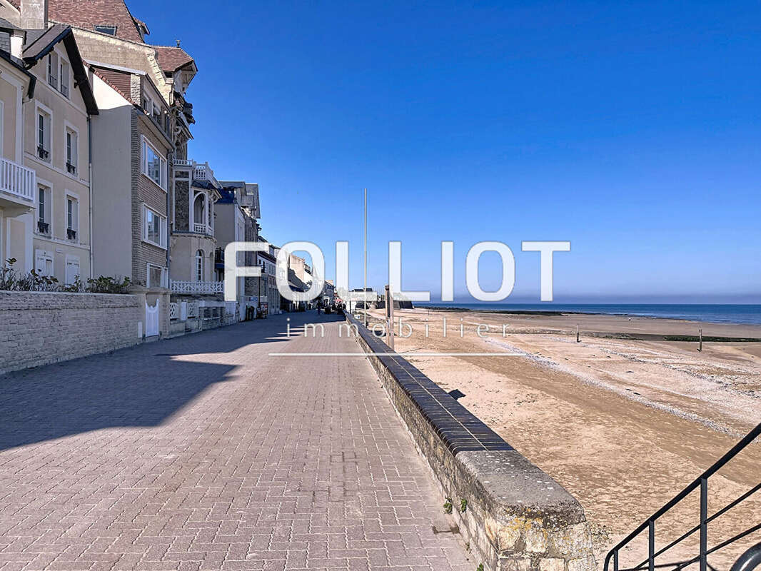 SAINT AUBIN SUR MER : appartement T2 à rénover (39 m²) à vendre - photo 2