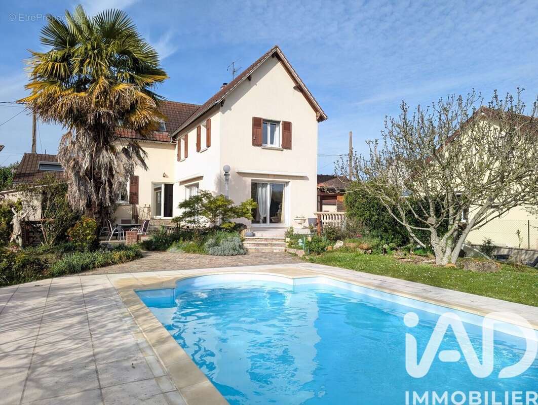 Photo 1 - Maison à AUXERRE