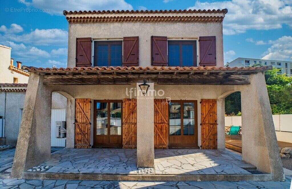 Maison à MARSEILLE-10E