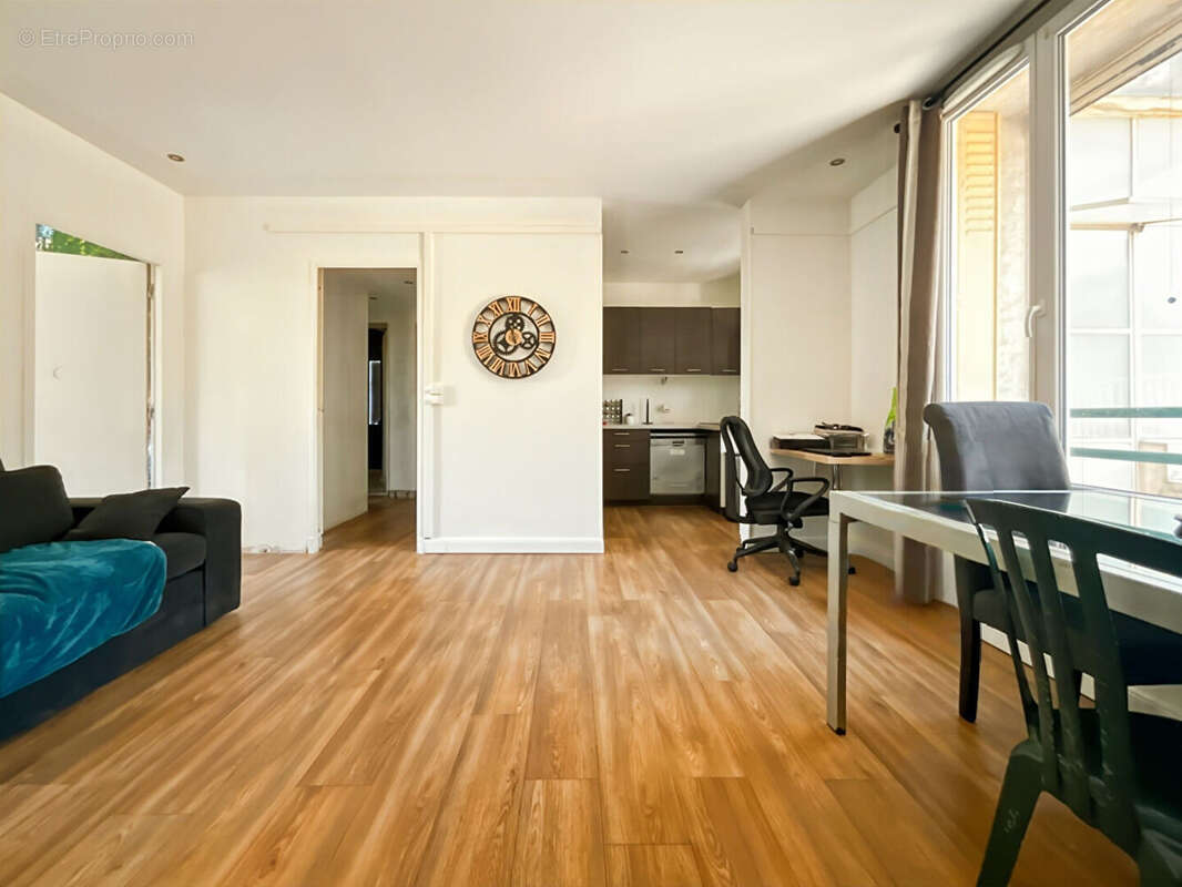 Appartement à MARSEILLE-15E