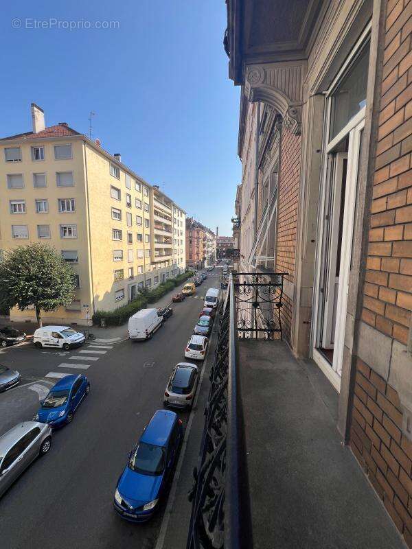 Superbe appartement bourgeois de 130 m² avec balcon - photo 10