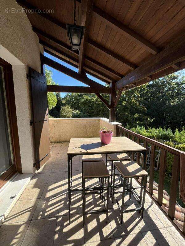 Maison à CHATEAU-L'EVEQUE