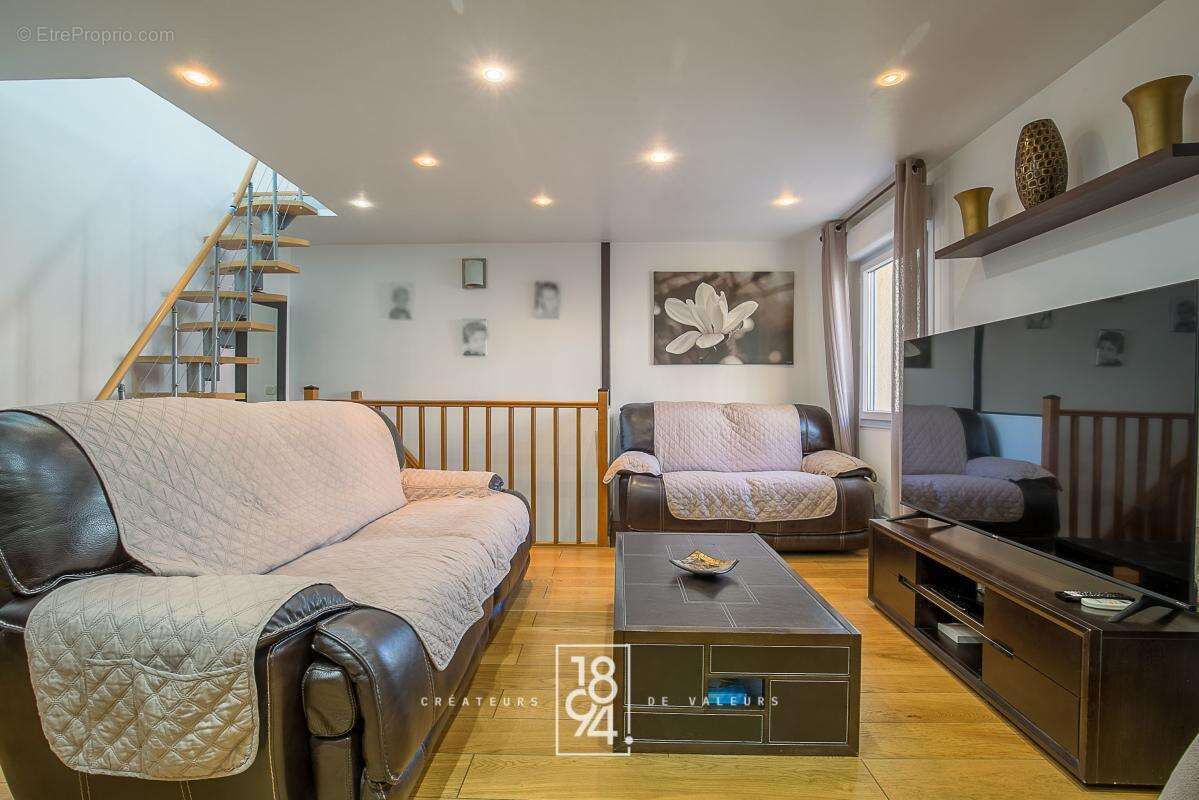 Appartement à MARSEILLE-16E