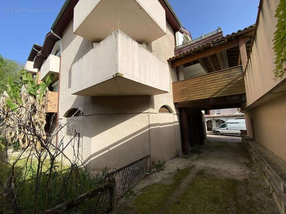 Appartement à CAZAUBON