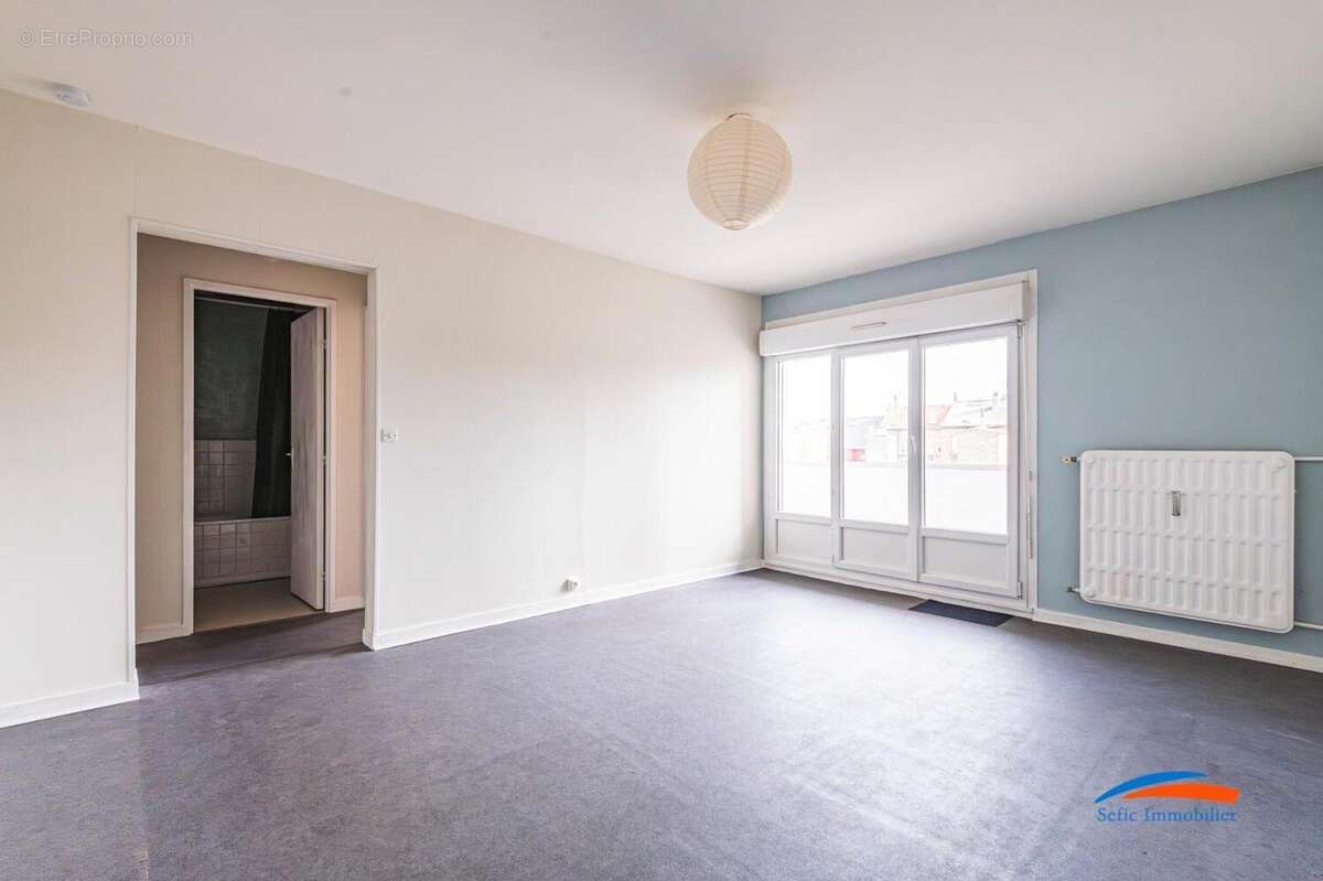   - Appartement à REIMS