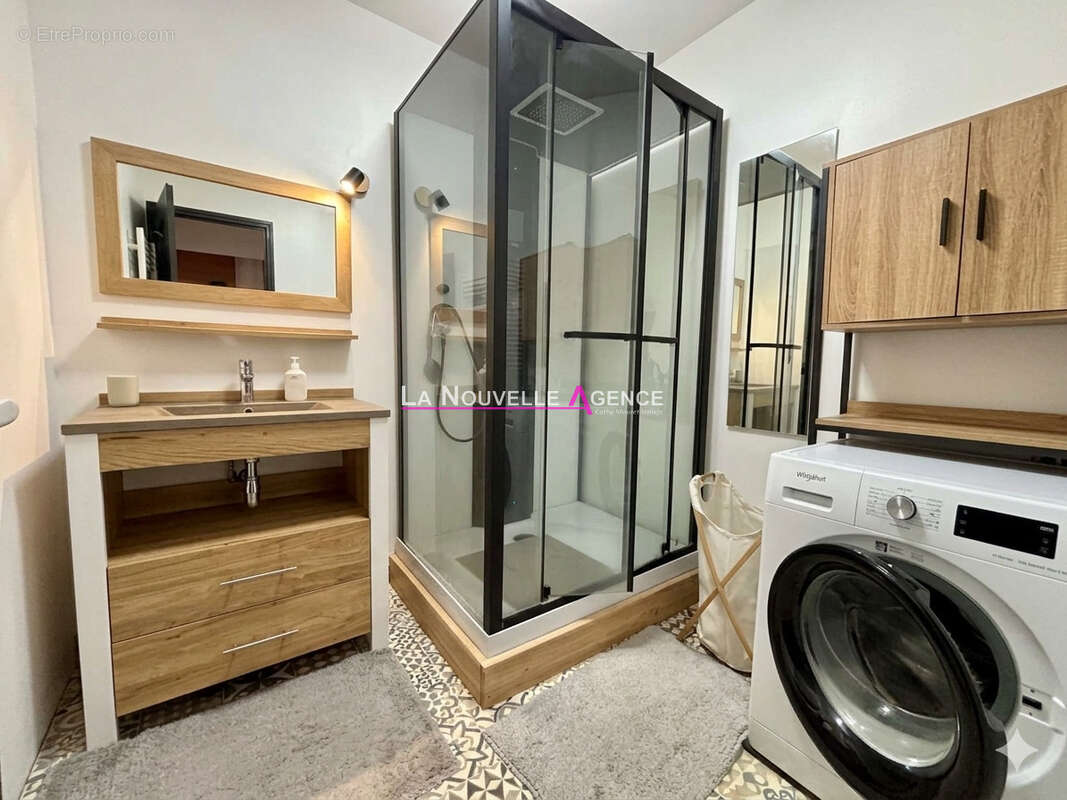 Grand appartement en rez de chaussee avec jardinet - photo 7