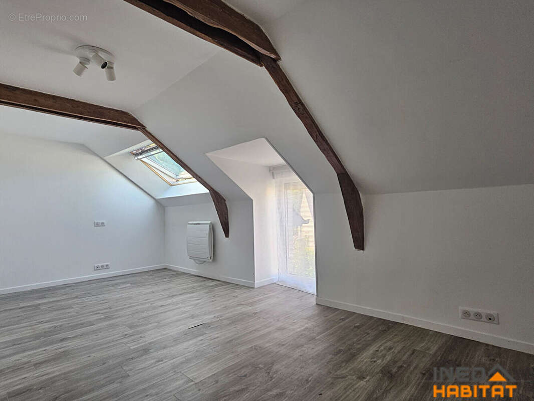 Appartement duplex T3 - Centre ville de Gévezé - 2 chambres - photo 4