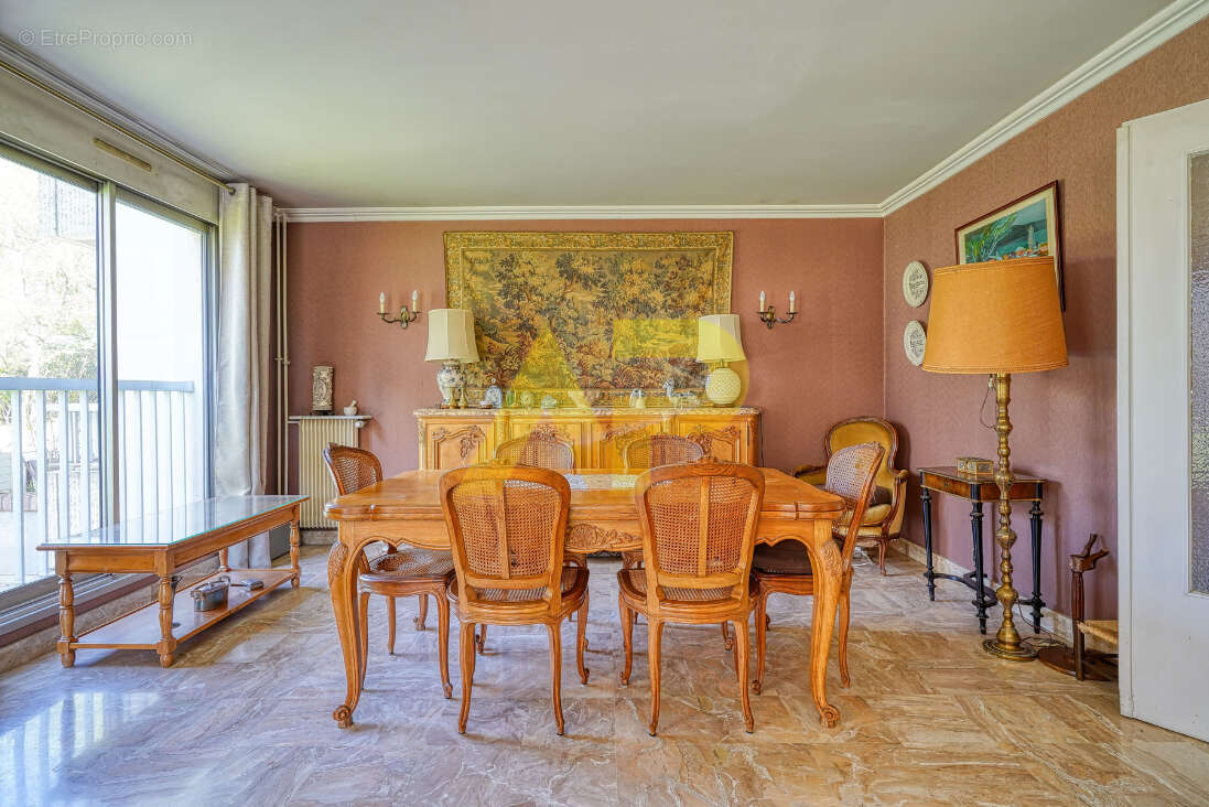 Appartement Le Plessis Robinson 5pièce(s) 106 m2 - photo 6