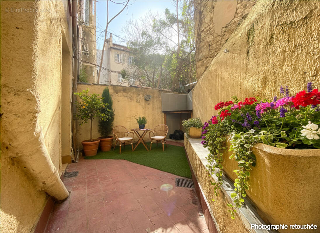 Appartement à MARSEILLE-5E