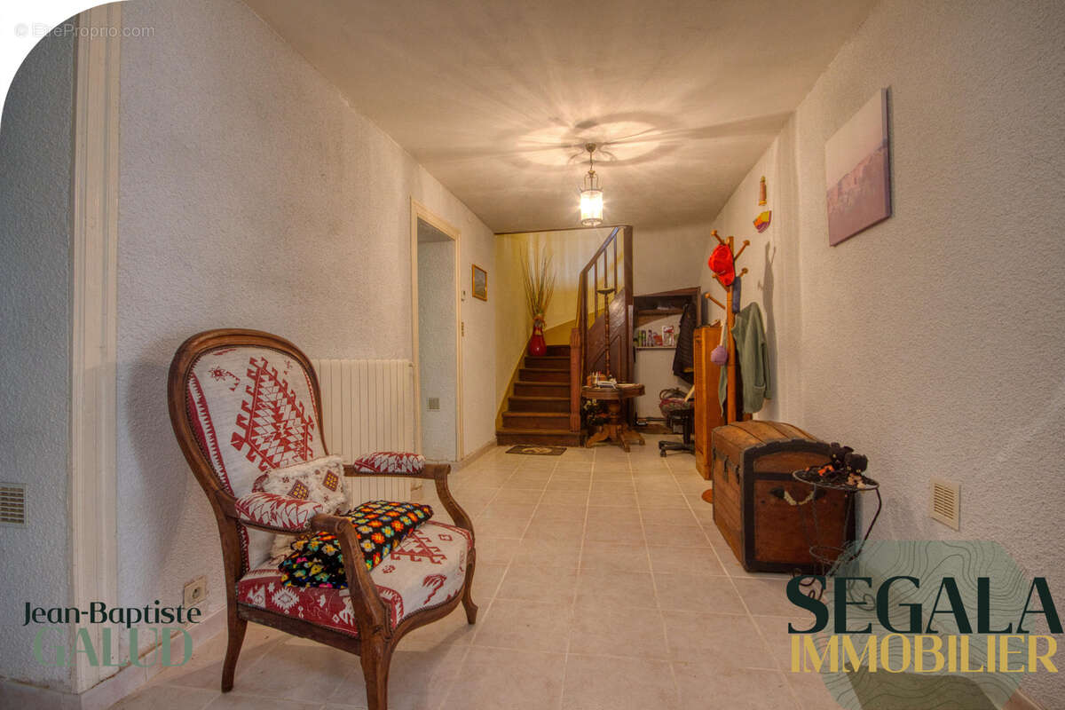 Maison à SAINTE-GEMME