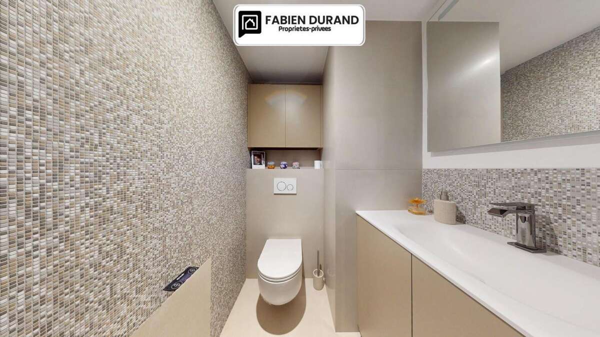 Appartement Unique à Frejus  Plage 3 pièce(s) 70 m2 avec Garage Cave Parking - photo 10