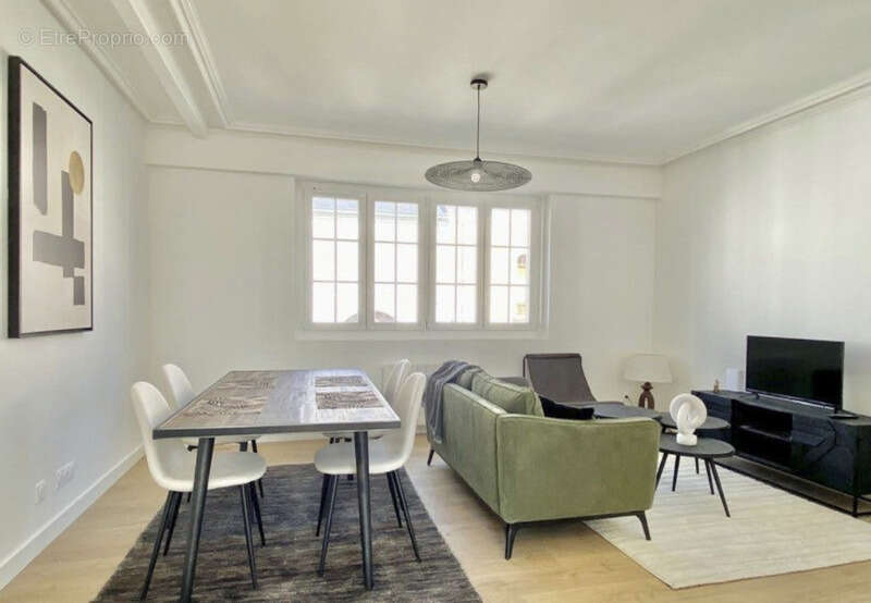 Appartement T3 de charme au cœur du triangle d’Or d’Angers avec terrasse de 55m² - photo 2