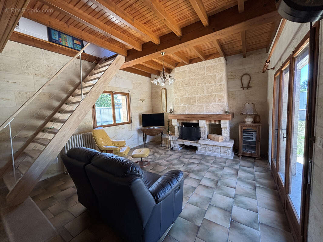 Maison à SAINT-LOUBES