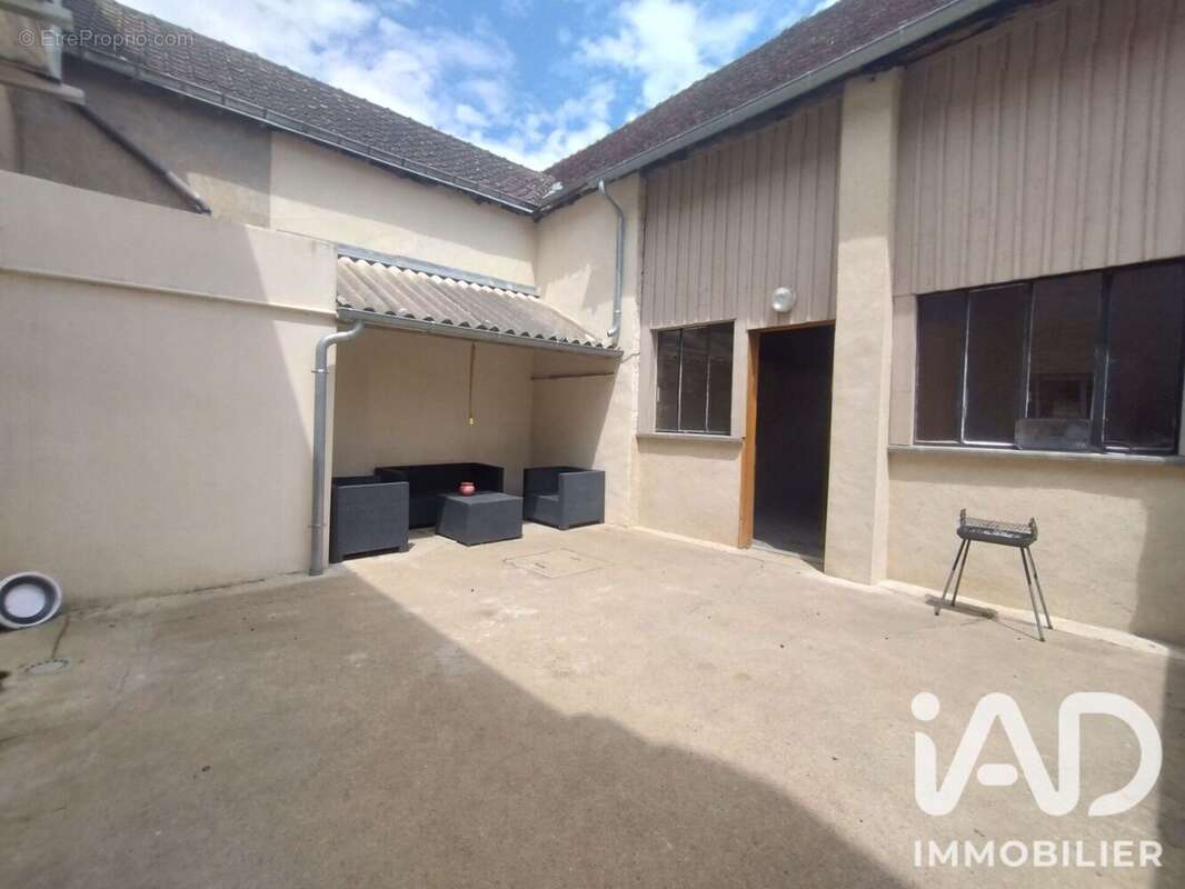 Maison 106 m² à Beaumont-Sur-Sarthe  - photo 8