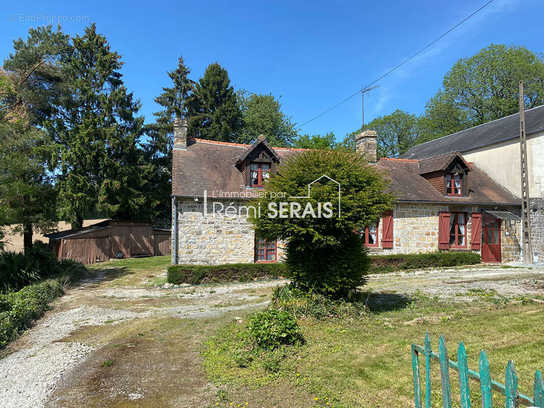 Maison à CHAMPSECRET
