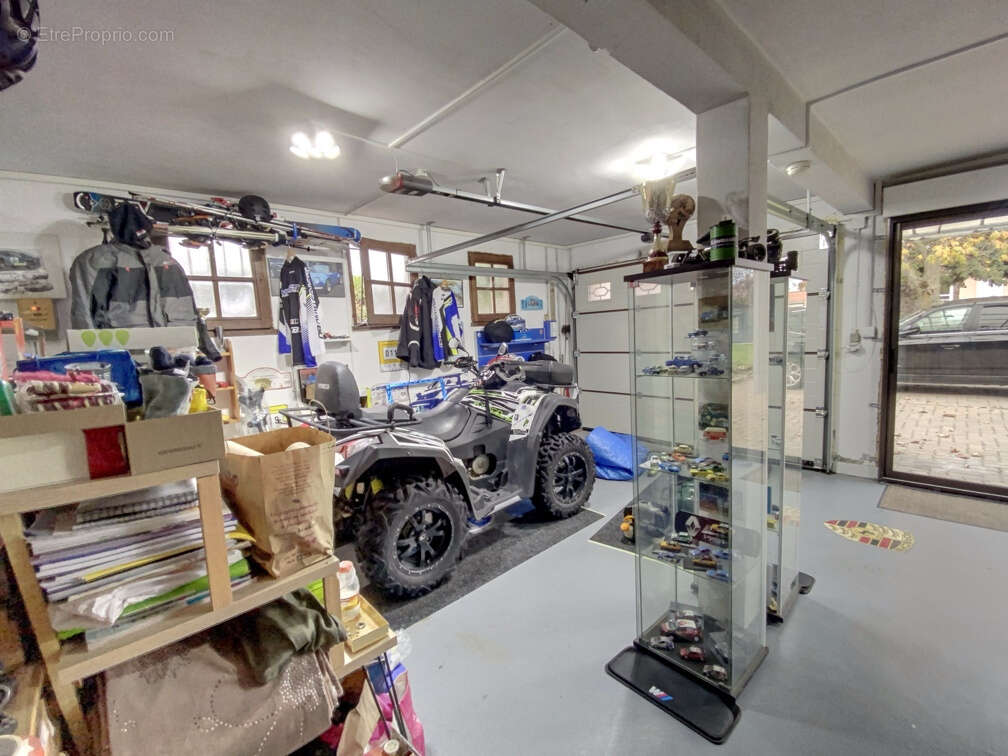 Maison à SAINT-BEAUZIRE